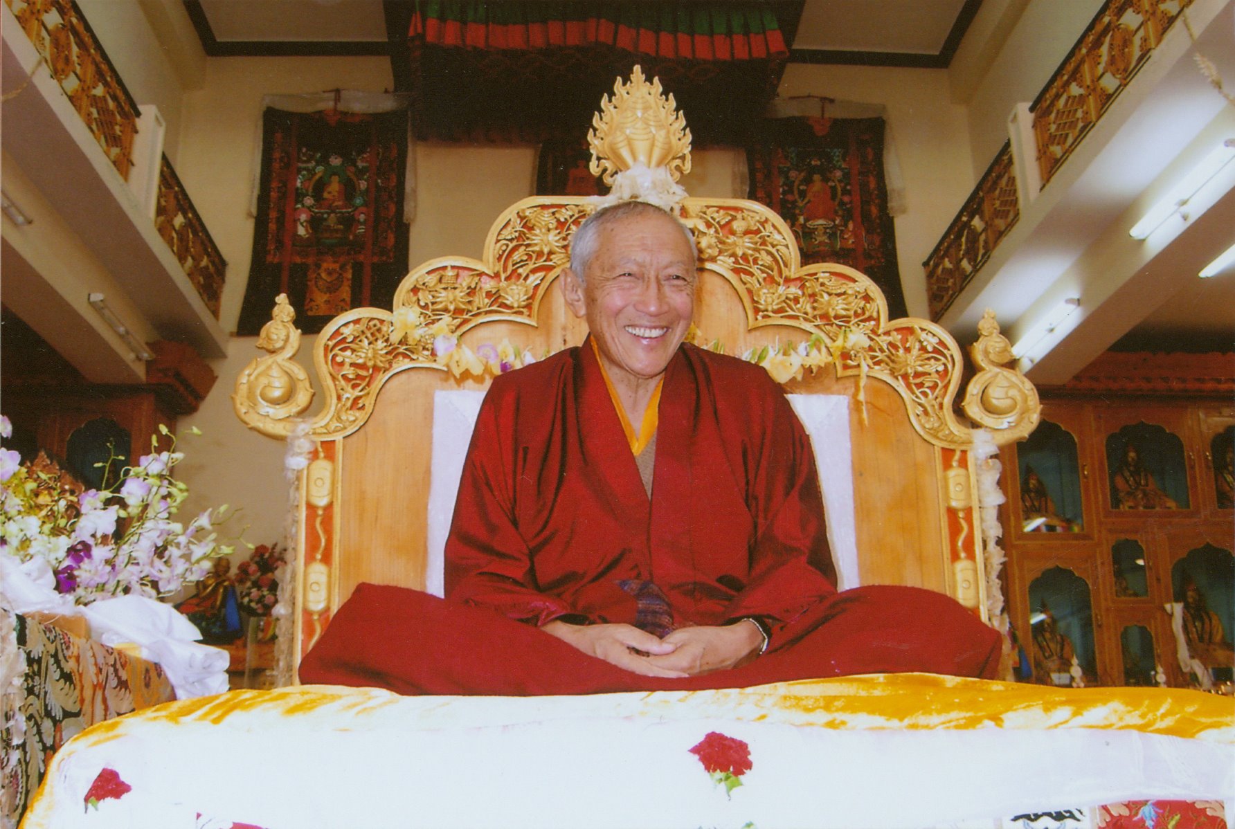 416387_359026010828205_1480379353_o